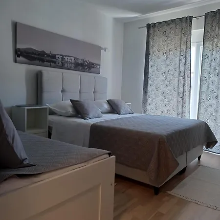 Studio Apartman Marija Trogir Exterior foto