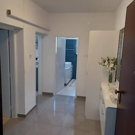 Studio Apartman Marija Trogir Exterior foto